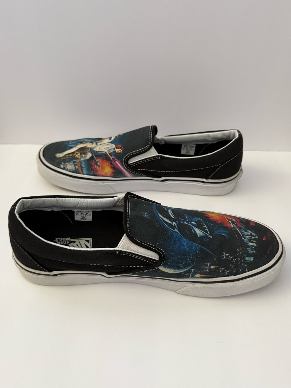 Vans x Star Wars A New Hope Classic Slip-On Shoes 2014 Men’s 9.5 Women’s 11 Rare - Picture 2 of 13